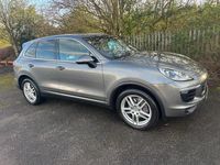 Used Porsche Cayenne 262 HP (192 kW) 2016 Grey SUV
