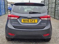 Used Hyundai ix20 Premium 125 HP (91 kW) 2016 Grey Hatchback