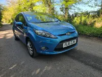 Begagnad Ford Fiesta 70 HK (51 kW) 2011 Blå Halvkombi