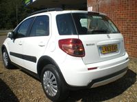 Used Suzuki SX4 SZ3 120 HP (88 kW) 2013 White Hatchback