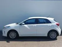 Used Kia Rio 2017 White Hatchback