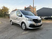 Used Renault Trafic 2017 Silver MPV