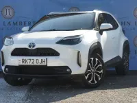 Second-hand Toyota Yaris Hybrid Design 116 CP (85 kW) 2022 Alb SUV