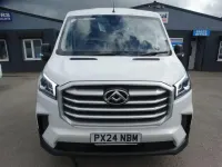 Używany Maxus V90 147 KM (108 kW) 2024 Biały Van