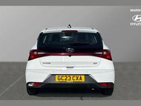 Used Hyundai i20 SE 100 HP (73 kW) 2023 White Hatchback