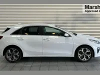 Used Kia Ceed 136 HP (100 kW) 2019 White Hatchback