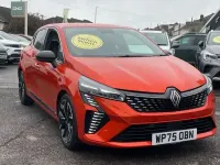 Used Renault Clio Techno 90 HP (66 kW) 2025 Renault id  orange valencia  Hatchback