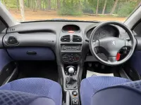 Used Peugeot 206 68 HP (50 kW) 2003 Silver Hatchback