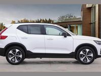 Used Volvo XC40 Plus 161 HP (118 kW) 2024 White SUV