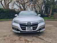 Used Honda Accord Hybrid 214 HP (157 kW) 2014 Silver Sedan