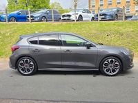 Używany Ford Focus ST-Line X 2025 Szary Hatchback