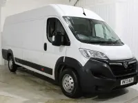 Used Vauxhall Movano 140 HP (102 kW) 2023 White MPV
