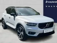Usado Volvo XC40 R-Design Pro 2021 Prateado SUV