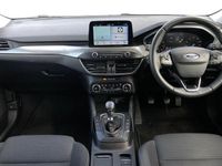 Used Ford Focus Titanium 125 HP (91 kW) 2020 White Hatchback