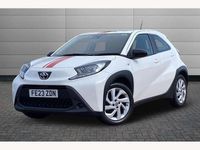 Used Toyota Aygo X PURE 72 HP (52 kW) 2023 White SUV