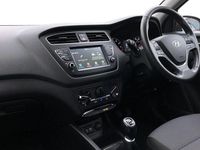 Used Hyundai i20 SE 84 HP (61 kW) 2019 Red Hatchback