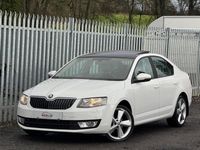 Used Skoda Octavia Elegance 2013 White Hatchback