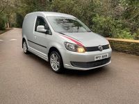 Usado VW Caddy Trendline 102 HP (75 kW) 2014 Prateado Monovolume