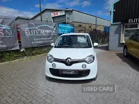 Second-hand Renault Twingo Play 70 CP (51 kW) 2017 Alb Hatchback