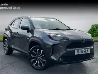 Used Toyota Yaris Hybrid Design 116 HP (85 kW) 2021 Grey