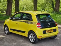 Used Renault Twingo Play 70 HP (51 kW) 2015 Yellow Hatchback