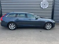 Used Volvo V90 Momentum 187 HP (137 kW) 2018 Blue Estate
