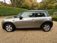 Usado Mini Cooper Classic 2019 Prateado Citadino