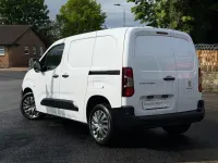 Used Peugeot Partner Premium 100 HP (73 kW) 2022 White MPV