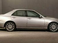 used Lexus IS200 2.0