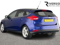 Used Ford Focus Titanium 120 HP (88 kW) 2017 Blue Hatchback