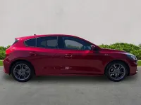 Used Ford Focus ST-Line 125 HP (91 kW) 2019 Red Hatchback