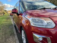 Used Citroën C3 Picasso Exclusive 2013 Red MPV