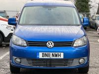 Usado VW Caddy Life 101 HP (74 kW) 2011 Azul Monovolume