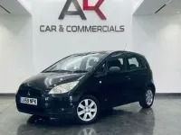 Usado Mitsubishi Colt 94 HP (69 kW) 2009 Preto Citadino
