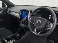 Usado Volvo XC40 Plus 2025 Negro SUV