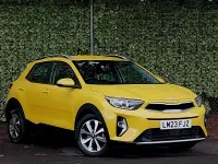 Used Kia Stonic 99 HP (72 kW) 2023 Yellow SUV