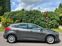 Used Ford Focus Titanium 120 HP (88 kW) 2015 Grey Hatchback