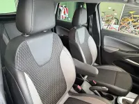 Used Vauxhall Crossland X S 110 HP (80 kW) 2019 White SUV