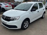 Begagnad Dacia Sandero Essentiel 2019 Vit Halvkombi