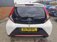 Used Toyota Aygo Trend 72 HP (52 kW) 2020 White Hatchback