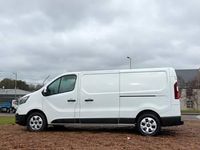 New Renault Trafic 2025 White MPV