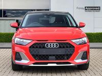 Begagnad Audi A1 Design 2021 Röd SUV