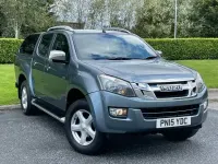 Begagnad Isuzu Pick up 161 HK (118 kW) 2015 Grå Pickup