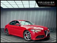 Used Alfa Romeo Giulia Edizione Speciale 180 HP (132 kW) 2017 Red Sedan