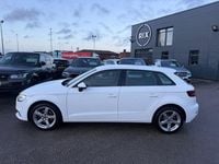 Used Audi A3 Sportback Sport 116 HP (85 kW) 2017 White Hatchback