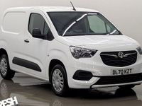 Used Vauxhall Combo Sportive 101 HP (74 kW) 2020 White jade MPV