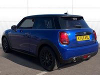 Begagnad Mini Cooper Classic 136 HK (100 kW) 2021 Halvkombi