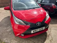 Used Toyota Aygo x-style 69 HP (50 kW) 2017 Red Hatchback
