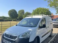 Used Peugeot Partner 2018 White