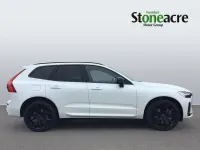 New Volvo XC60 Plus 350 HP (257 kW) 2025 White SUV